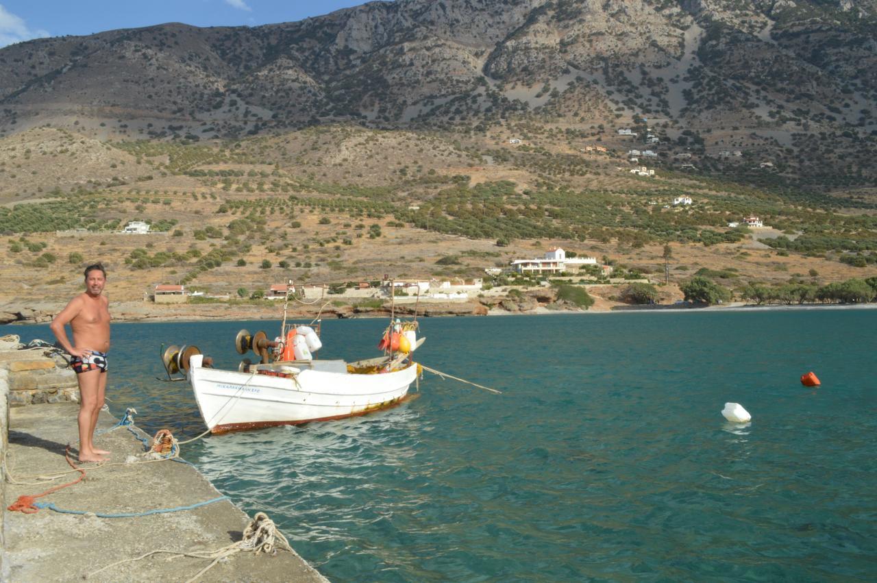 Tholos Rooms Kavúszi Kültér fotó